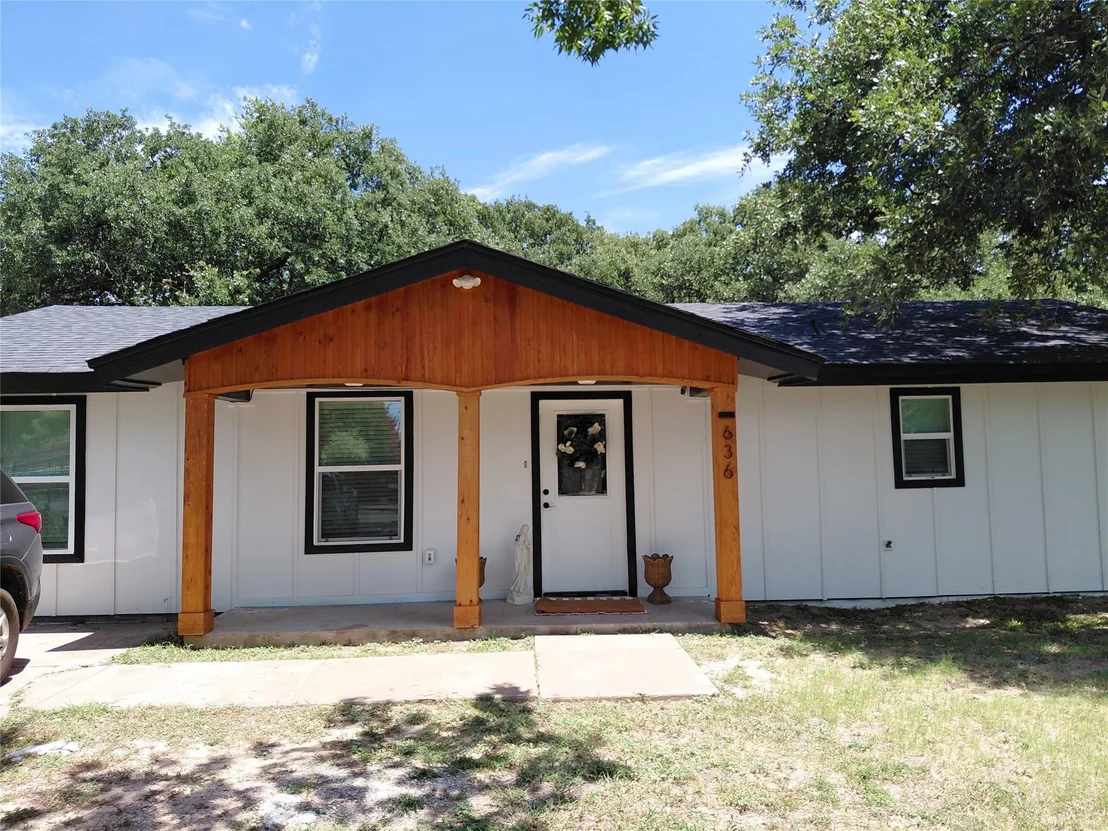 Photo of 636 Clearfield Road