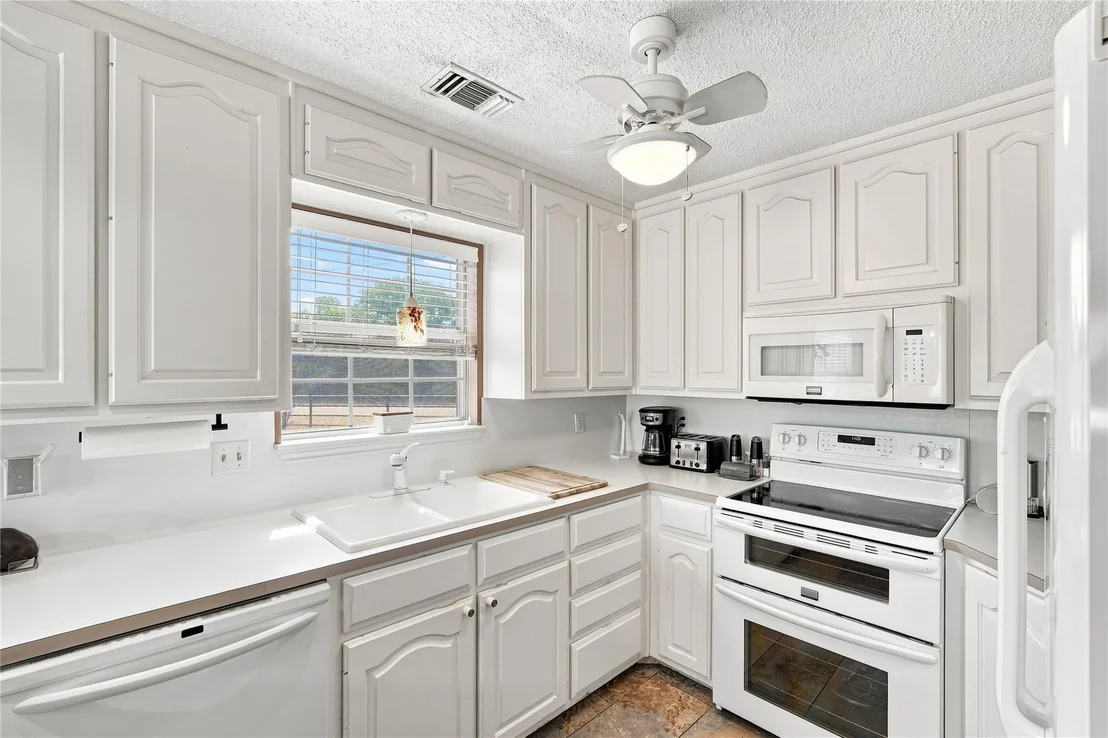 Photo of 109 Yellowstone Drive