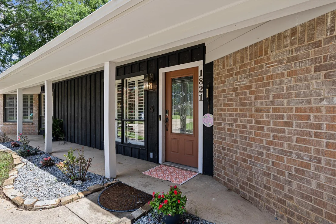 Photo of 1821 Azalea Street