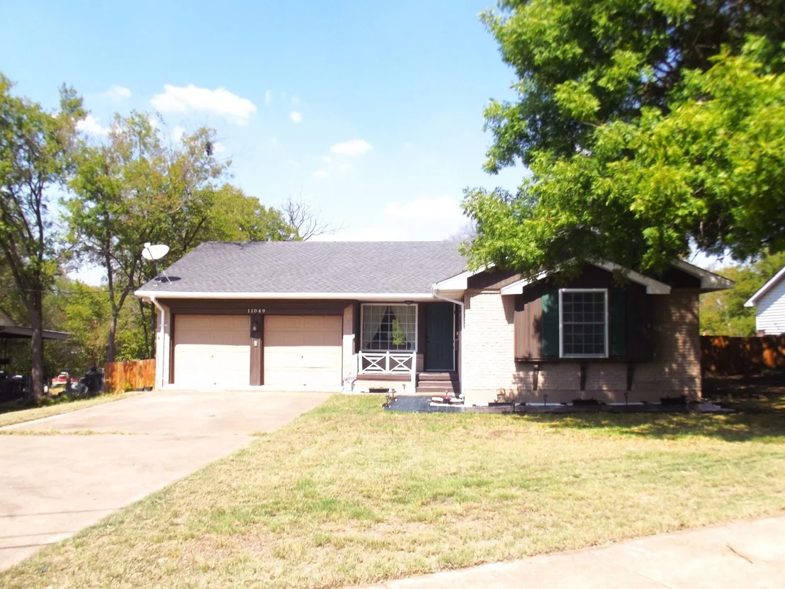 Photo of 11049 Paddock Circle