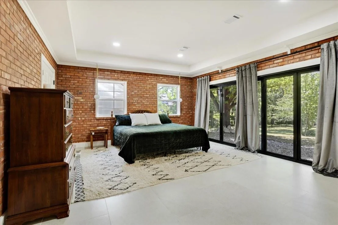 Photo of 1000 Yorkshire Drive