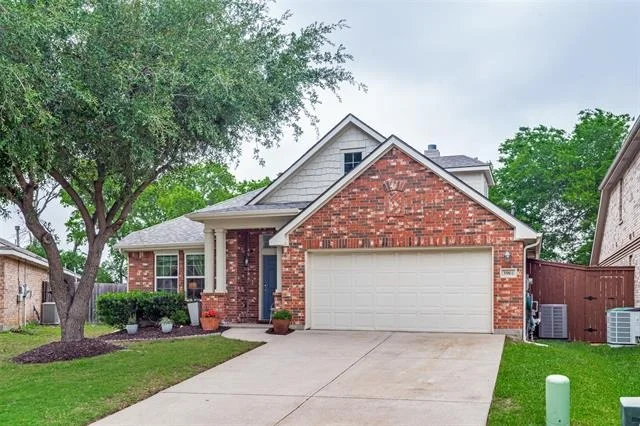 Photo of 3901 Denridge Lane