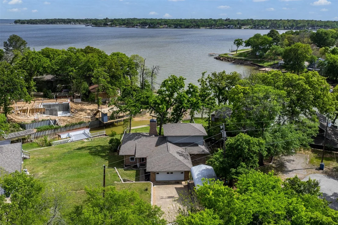 Photo of 316 Oak Lane