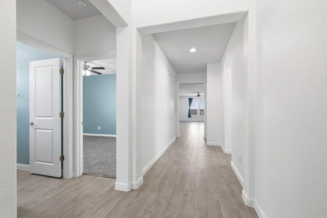 Photo of 1044 Blackhorse Trail