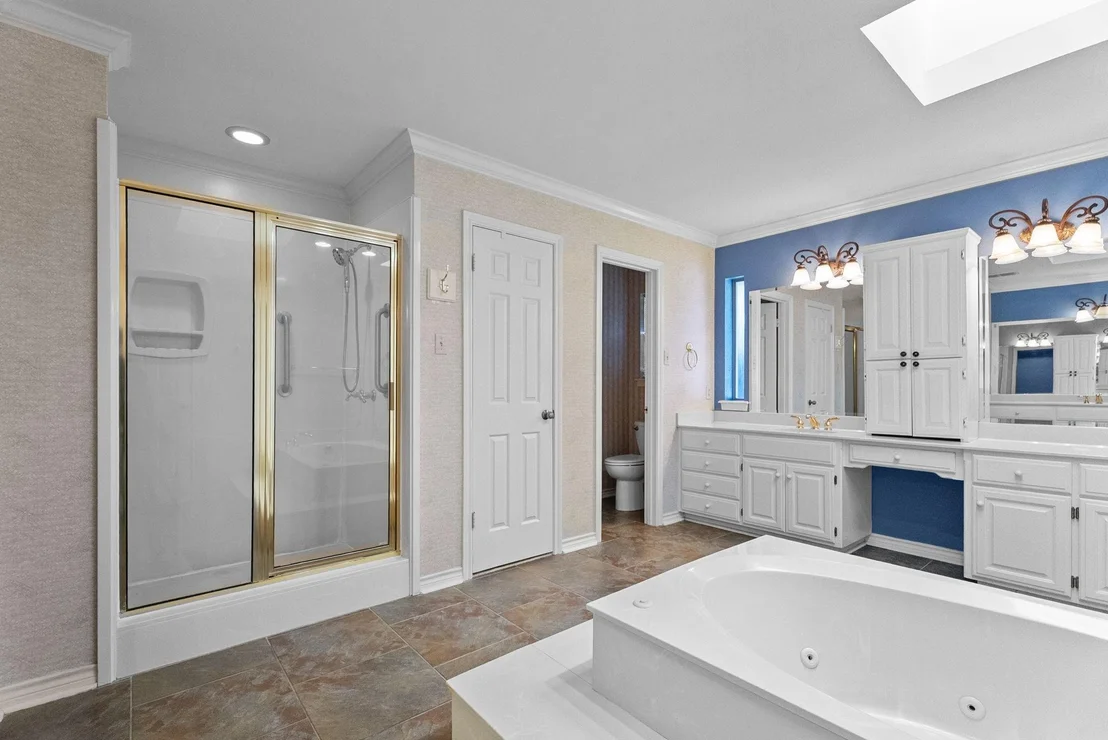 Photo of 1807 Royal Oak Drive