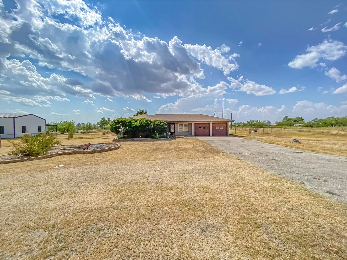 Photo of 520 Greenfield Road