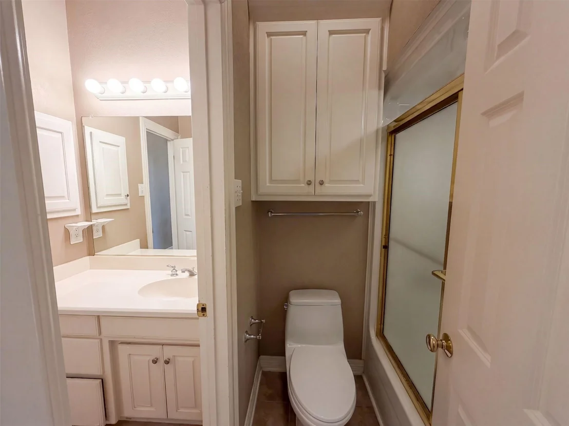 Photo of 619 Edgewood Lane