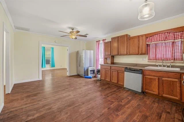 Photo of 307 N Oak Lane