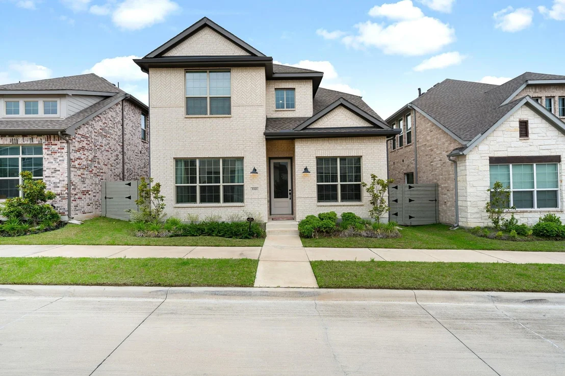 Photo of 3321 Scotsman Road