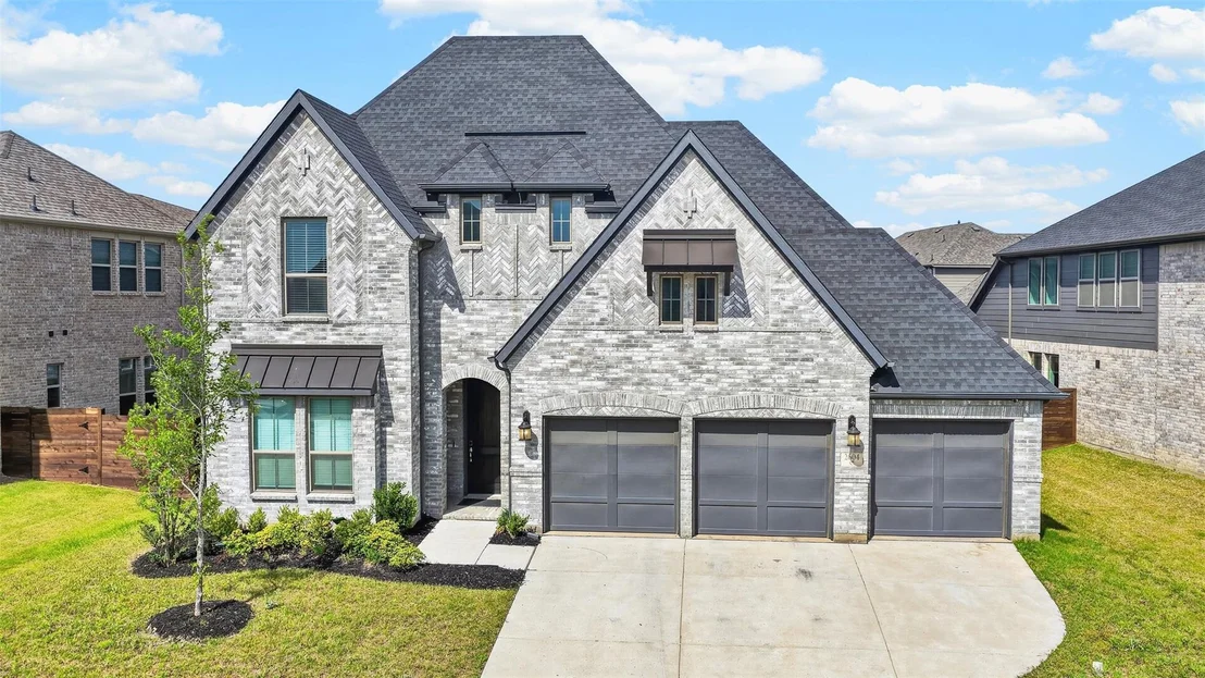 Photo of 2604 Silver Leaf Drive