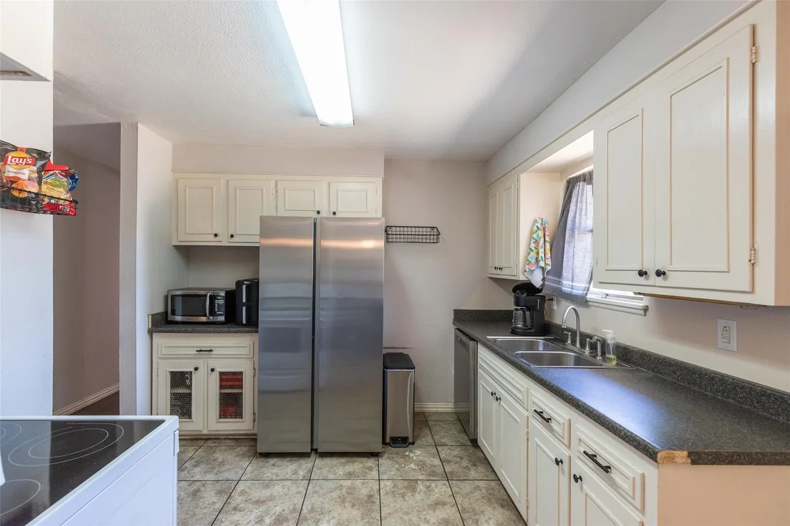 Photo of 2618 Rountree Drive
