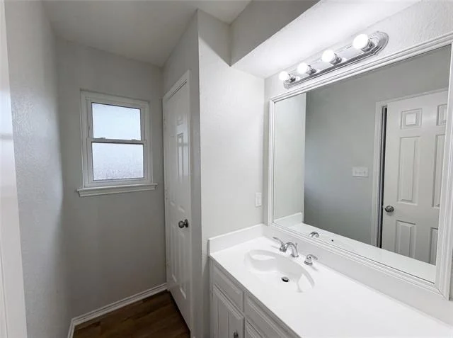 Photo of 2300 Ridgewood