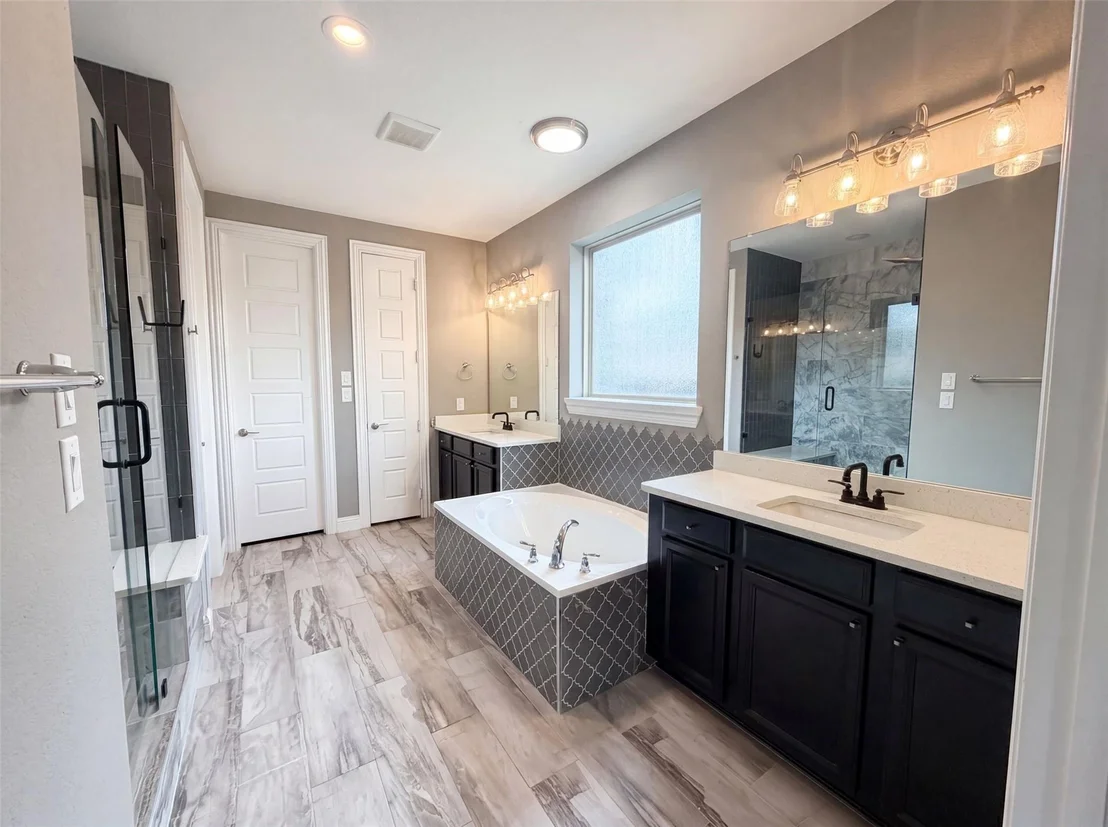 Photo of 7221 Durand Drive