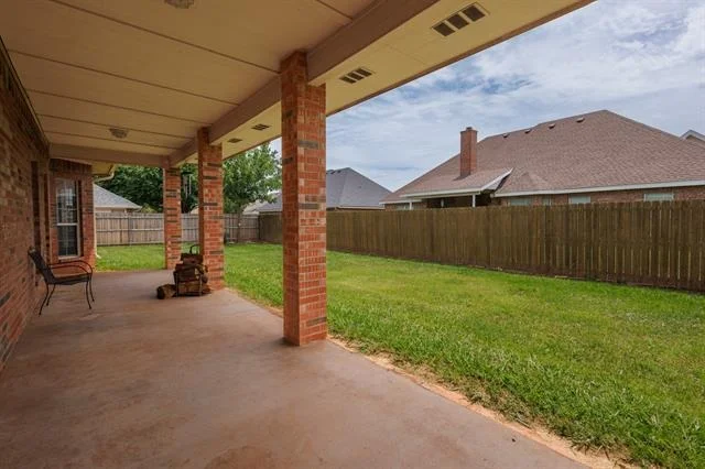 Photo of 3325 Silver Oaks Drive