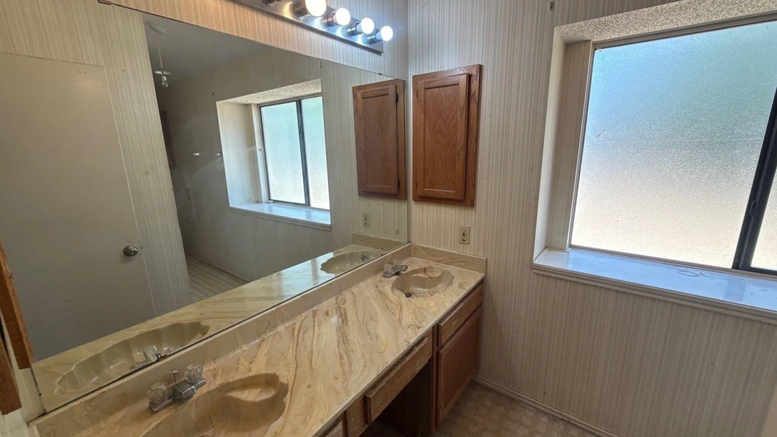 Photo of 914 Larue Drive