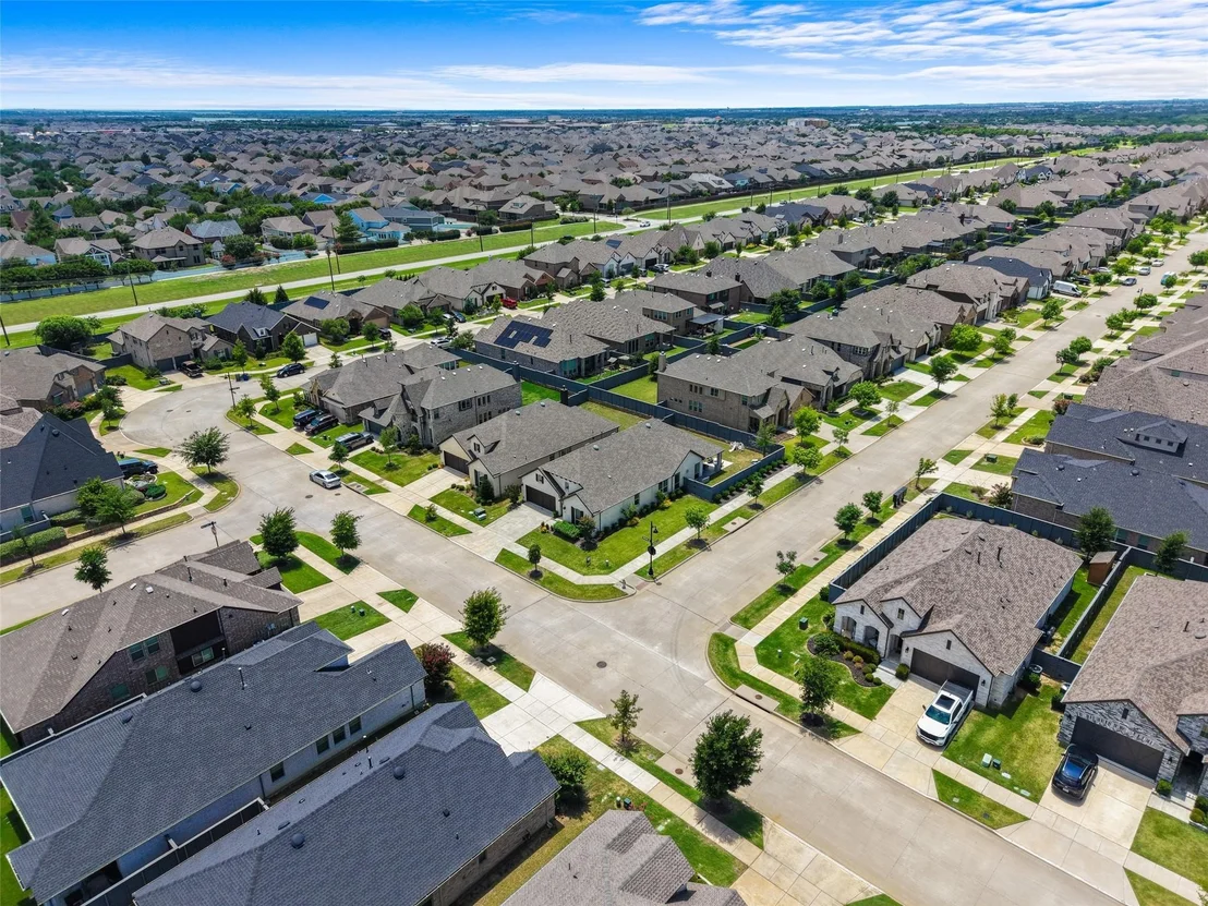 Photo of 6012 Mapleshade Way