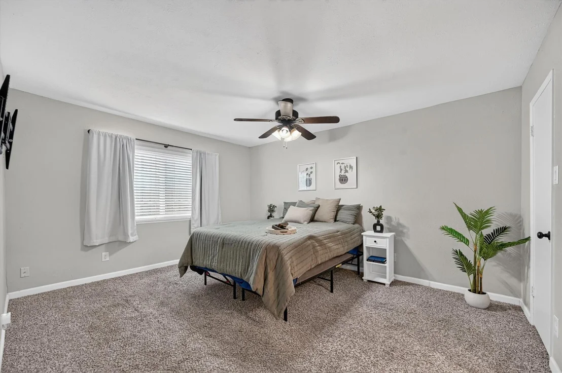 Photo of 2021 Emory Oak Drive