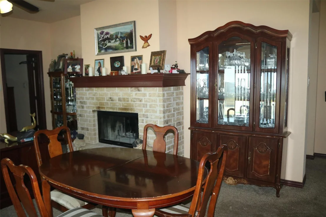 Photo of 1055 Chartres
