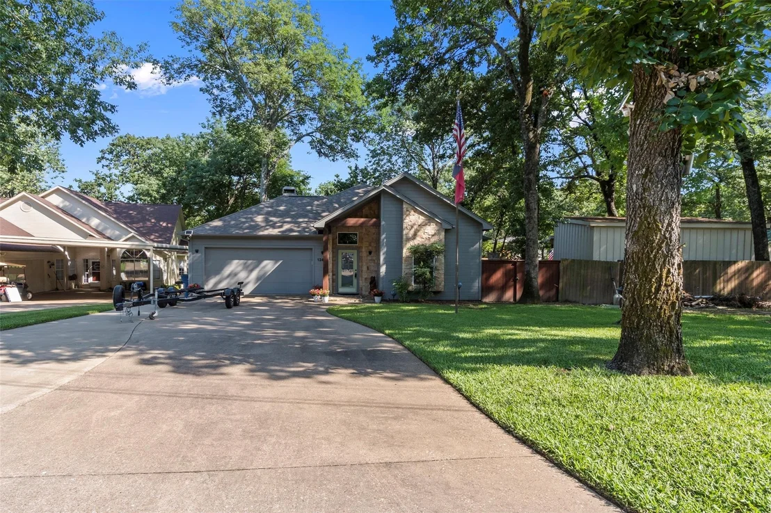 Photo of 124 Robin Hood Way