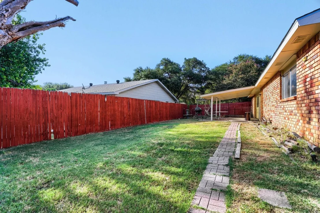 Photo of 1309 Whitehall Drive