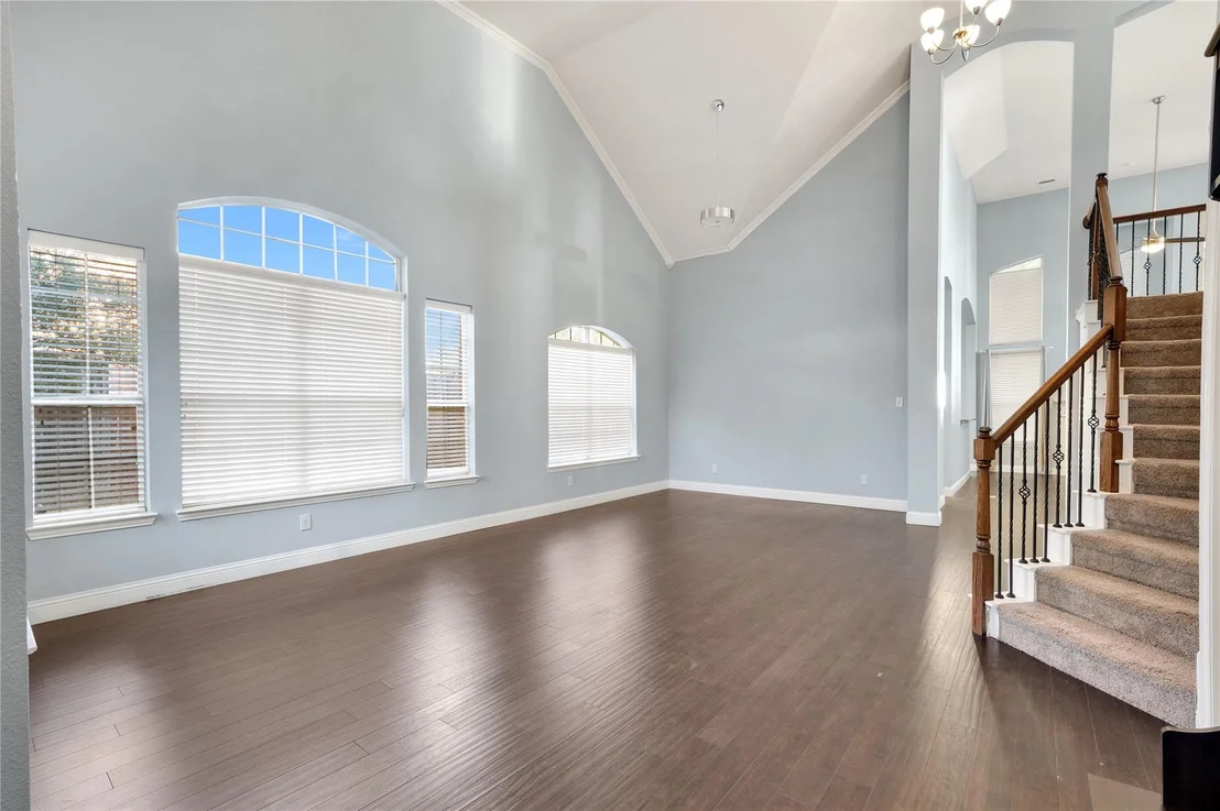 Photo of 2106 Hillside Drive