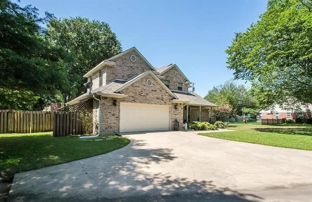 Photo of 820 Cedar Creek Circle