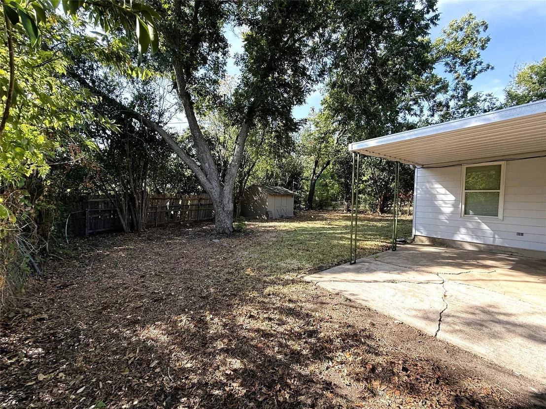 Photo of 3520 Maple Avenue