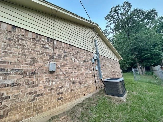Photo of 210 Syble Lane