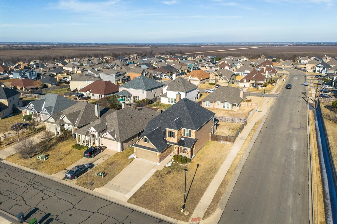 Photo of 10864 Aurora