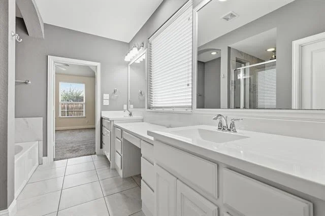 Photo of 15513 Bryant Park Avenue