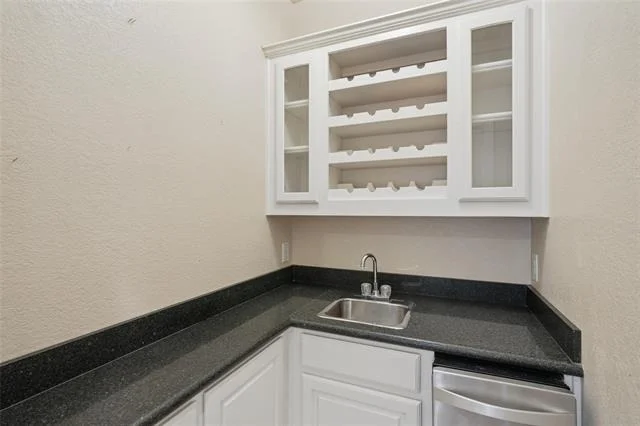 Photo of 43192 Fringewood Drive