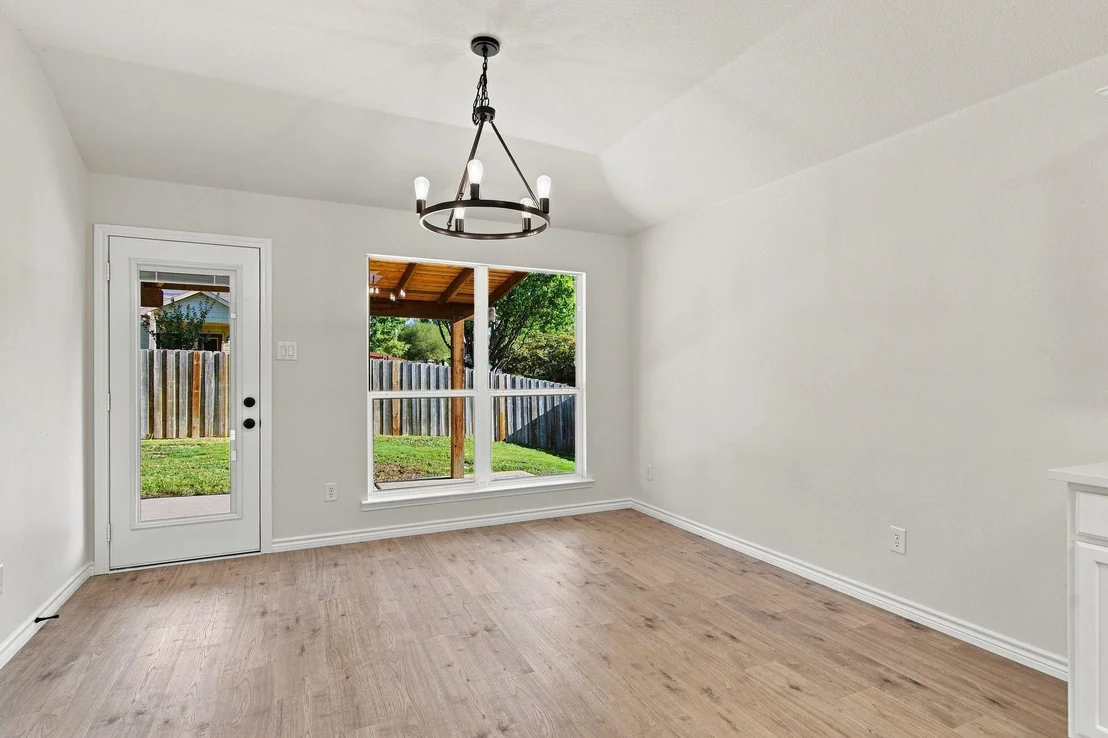 Photo of 704 Sequoia Drive