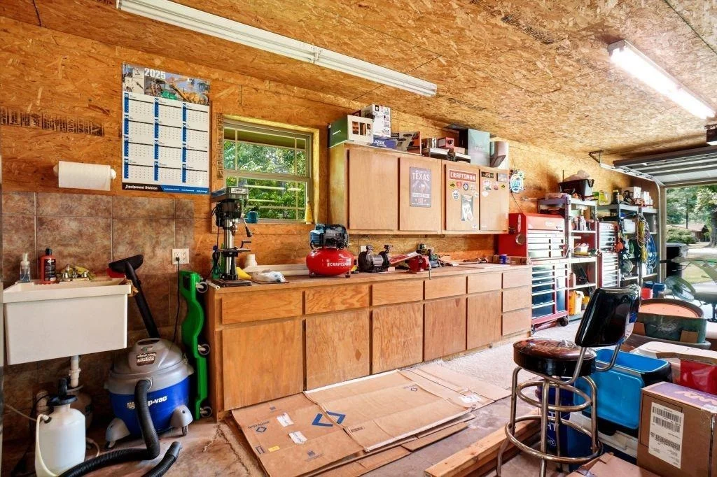 Photo of 665 Private Road 5881
