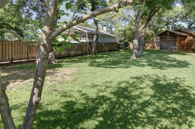 Photo of 825 Elm Street