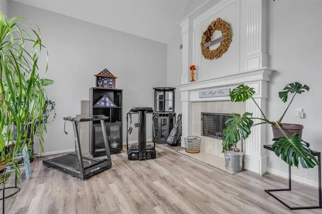 Photo of 1625 Lakeshore Drive