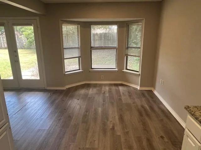 Photo of 934 Robinwood Drive