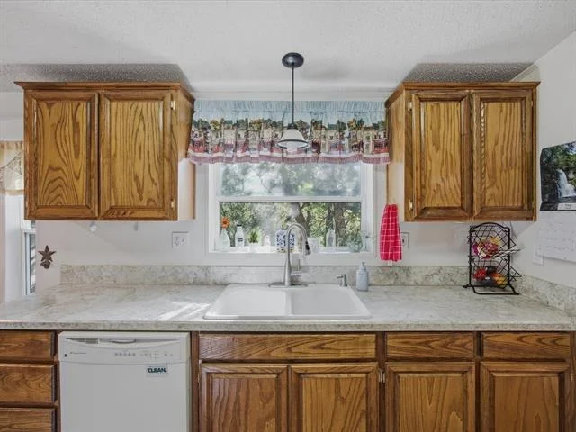Photo of 3275 Finis Road