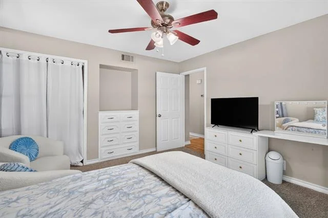 Photo of 6017 Wonder Drive
