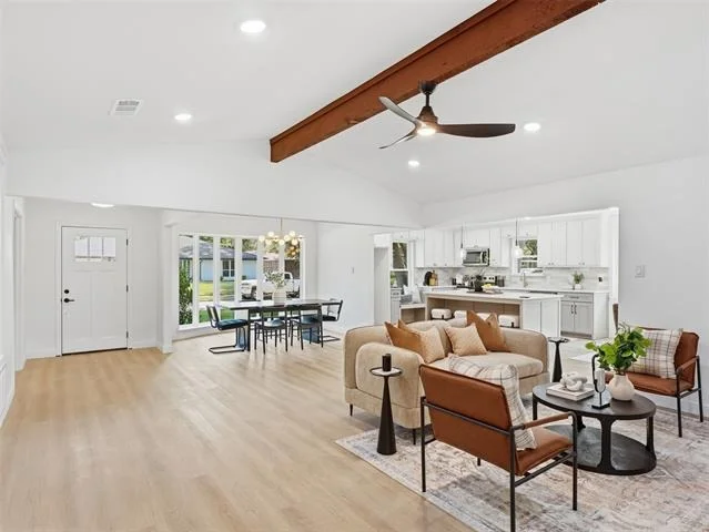 Photo of 2369 Claridge Circle