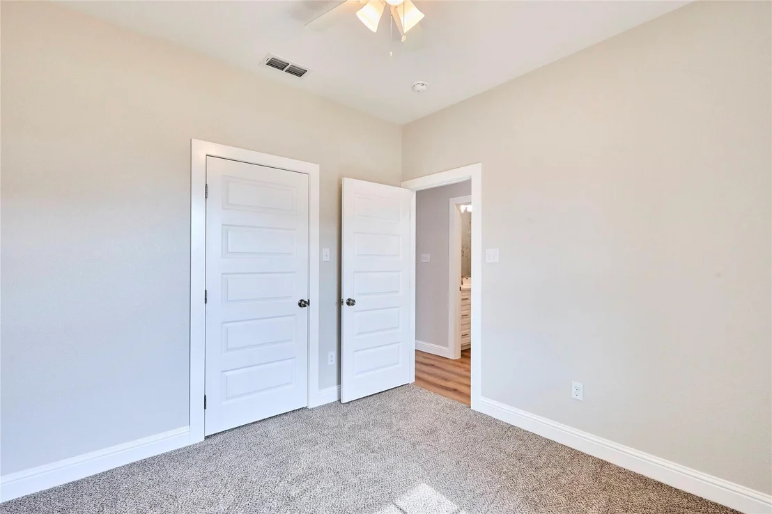 Photo of 3922 National Drive