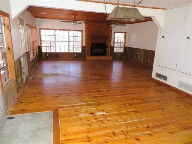 Photo of 550 Chaparral Drive