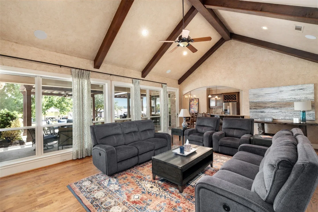 Photo of 229 Lakeside Drive