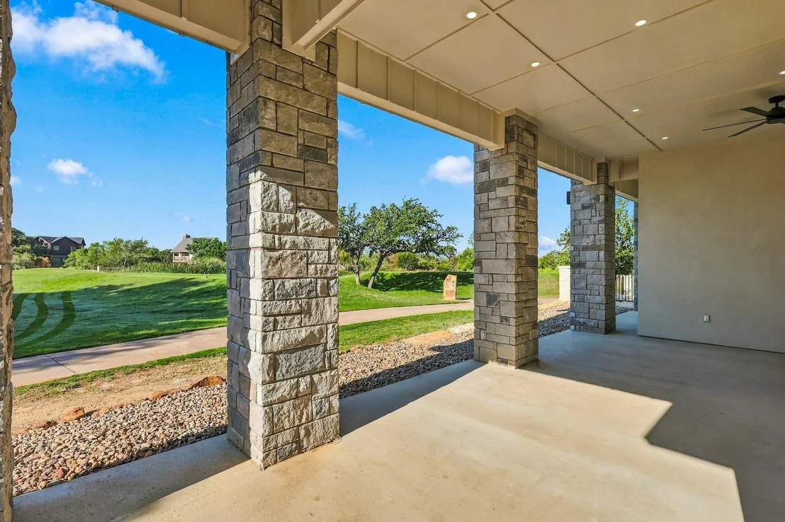 Photo of 125 Oyster Bay