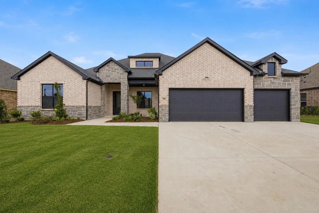Photo of 709 Allison Drive