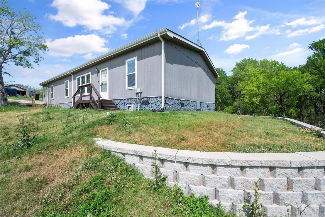 Photo of 136 SE County Road 3048