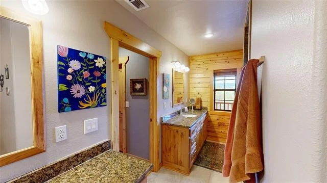 Photo of 1253 Balcones Lane