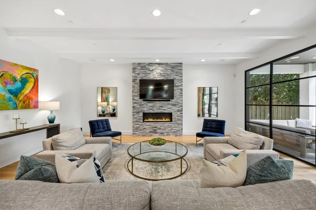Photo of 4437 Grassmere Lane