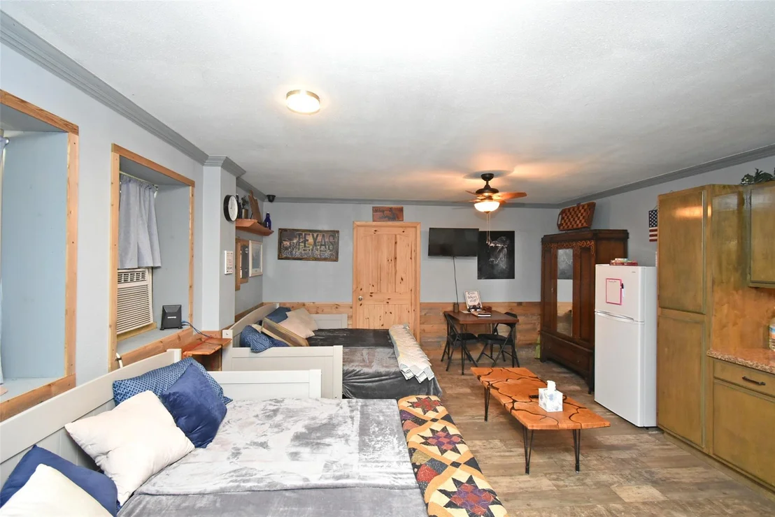 Photo of 187 County Road 3230