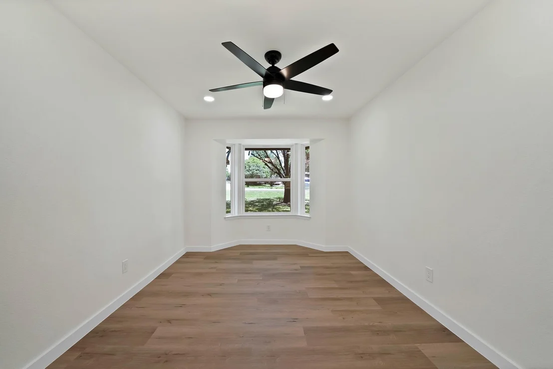 Photo of 105 Oak Lane