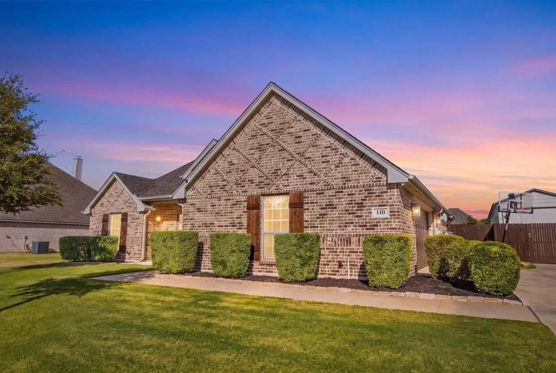 Photo of 110 Oak View Drive